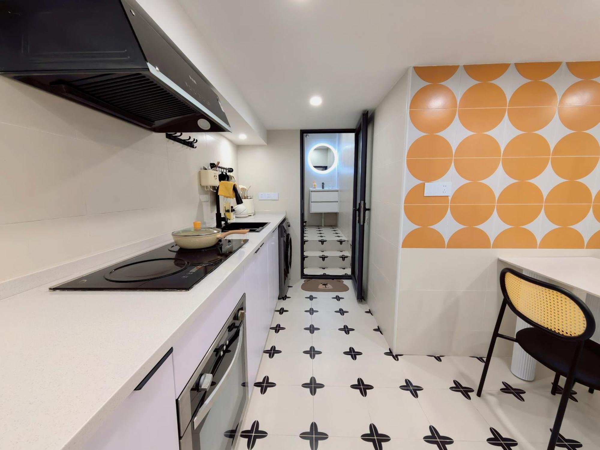 Apartment Hills & Zinn Loft Near Metro Line 1 Changshu Rd And Close To Tianzi Fang